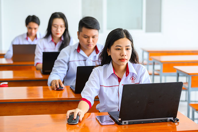 Số sinh viên cao đẳng tại thành phố Hồ Chí Minh năm 2023